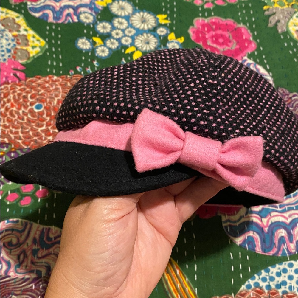 Goorin O/S cabbie cap shirt brim pink dots w/ bow - Picture 3 of 6